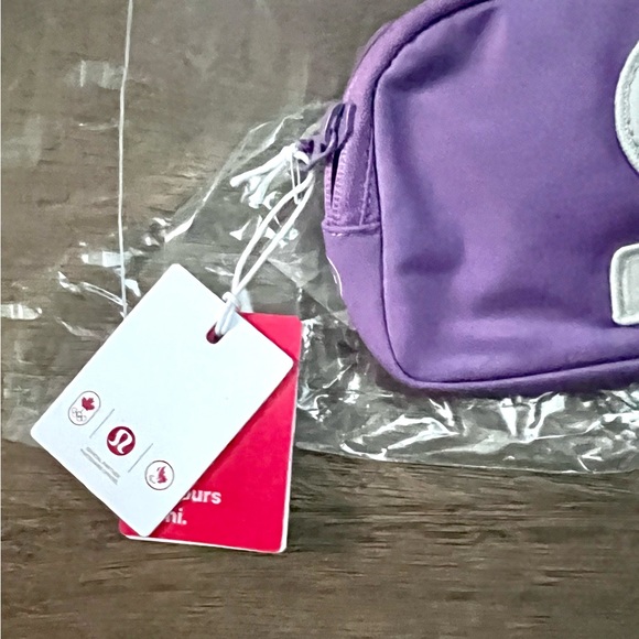 Lululemon Team Canada Future Legacy Mini Belt Bag, Purple Blossom Light -NWT - Picture 5 of 11